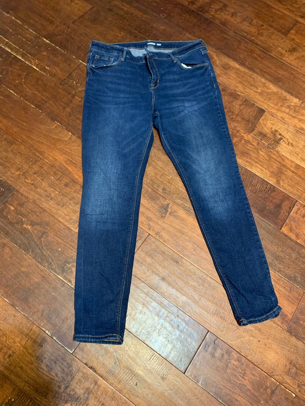 Women's Old Navy Rock Star Super Skinny Jeans - Sz 16